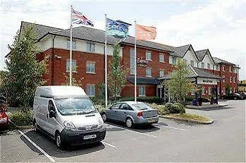 Holiday Inn Express London Gatwick Crawley, An Ihg Hotel